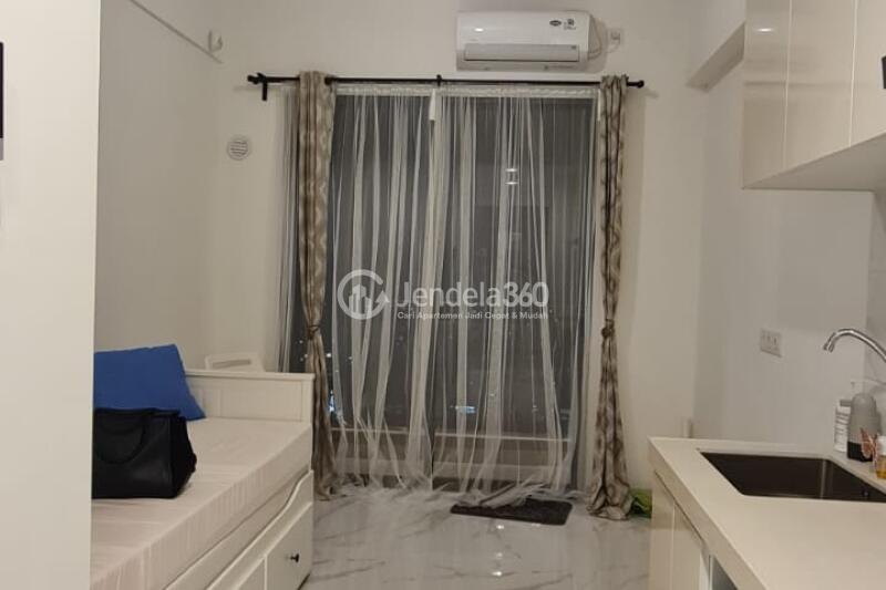 Bedroom Studio Sky House BSD Apartment at Low Floor