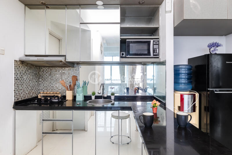 Kitchen High Floor 2BR Apartment with  View at Pakubuwono Terrace