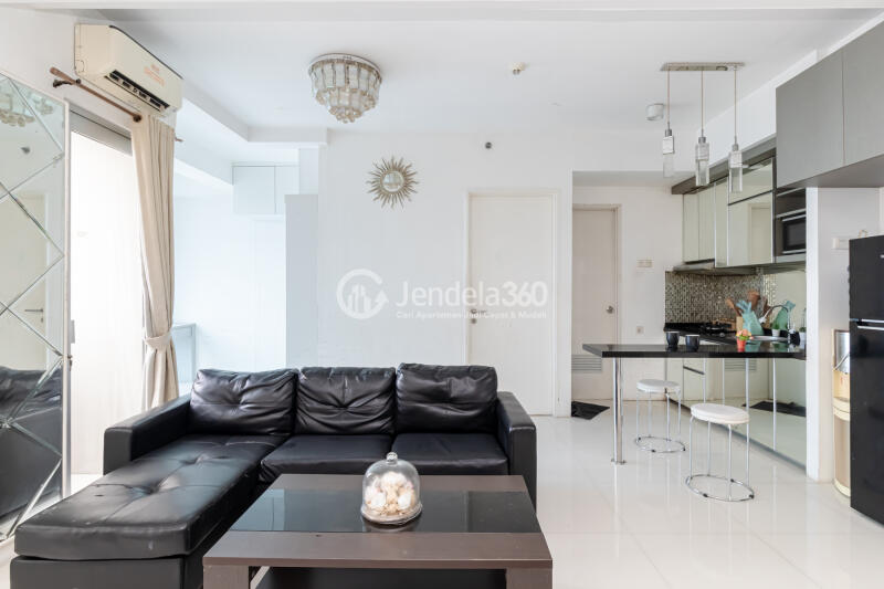 Living Room High Floor 2BR Apartment with  View at Pakubuwono Terrace