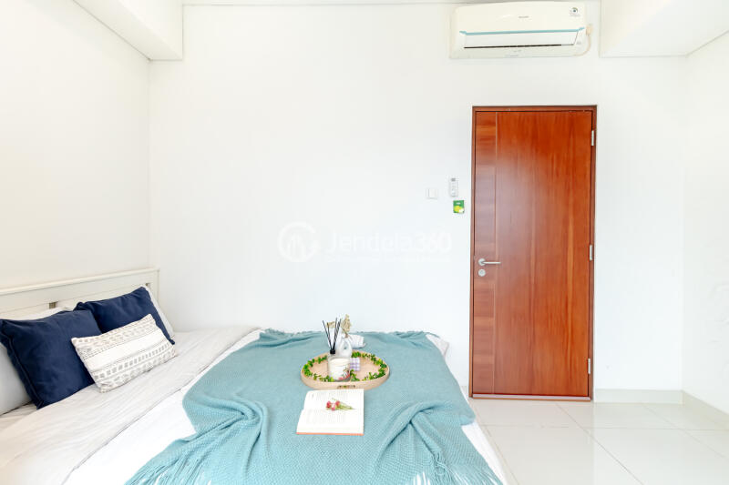 Bedroom Fancy 1BR Apartment at Roseville SOHO & Suites Low Floor