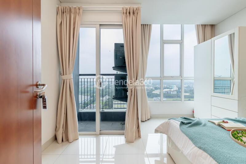 Bedroom Fancy 1BR Apartment at Roseville SOHO & Suites Low Floor