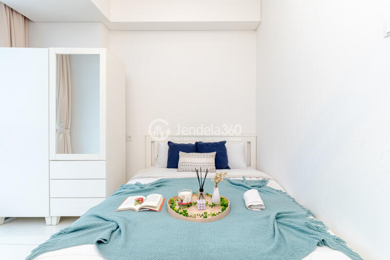Bedroom Fancy 1BR Apartment at Roseville SOHO & Suites Low Floor