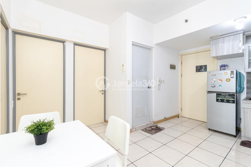 Living Room High Floor 3BR Apartment with City View at M Town Residence Serpong