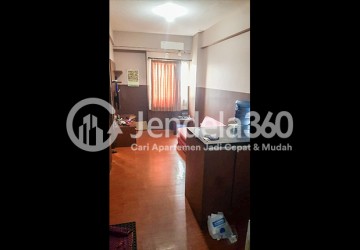 Living Room Middle Floor 2BR Apartment with Pool View at The Suites @ Metro Bandung