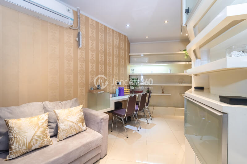 Living Room Affordable 2BR Apartment Low Floor with City View at Sahid Sudirman Residence