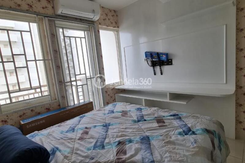 Bedroom 1 2BR Sentul Tower Apartment at Low Floor
