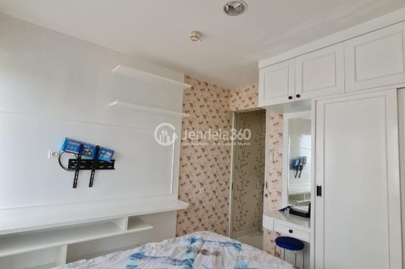 Bedroom 1 2BR Sentul Tower Apartment at Low Floor
