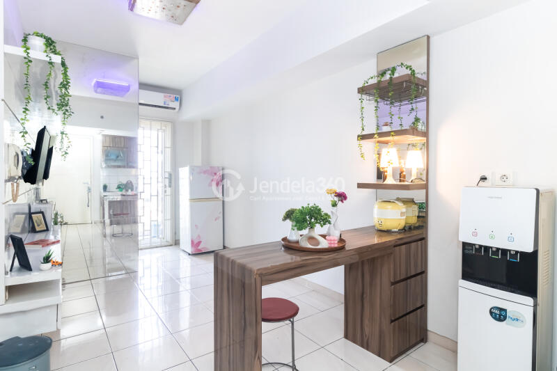 Living Room Well Located 2BR Apartment Low Floor with  View at The Springlake Summarecon