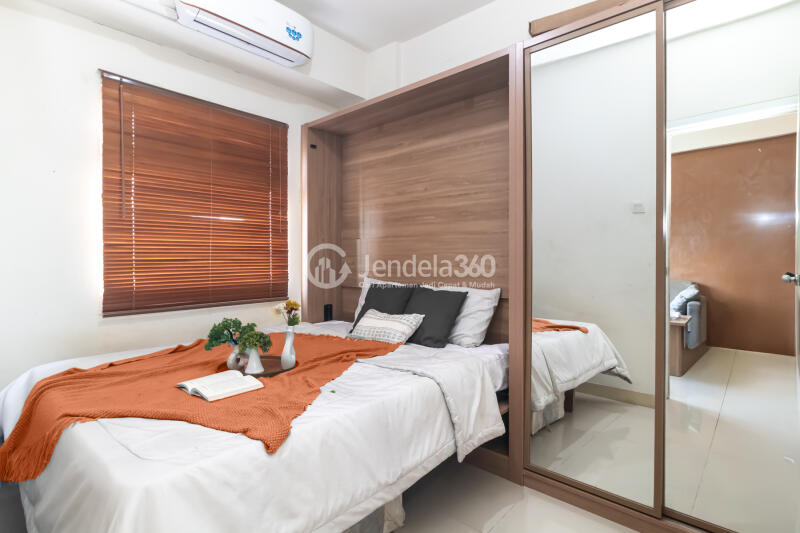 Bedroom 1 Low Floor 2BR Apartment with  View at Green Pramuka City Apartment