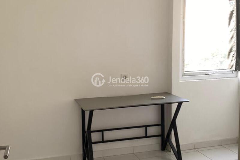 Bedroom Compact Studio Apartment Low Floor with  View at Aeropolis Residence 3