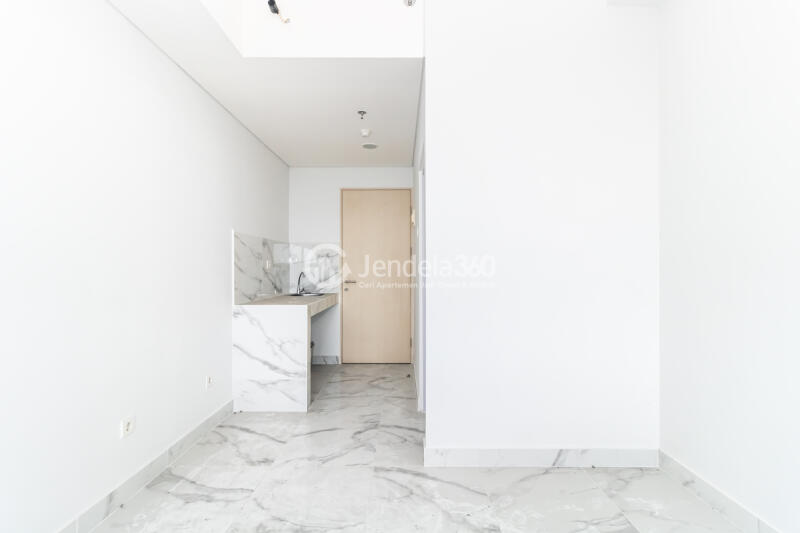 Bedroom Lovely Studio Apartment at The Parc SouthCity Middle Floor