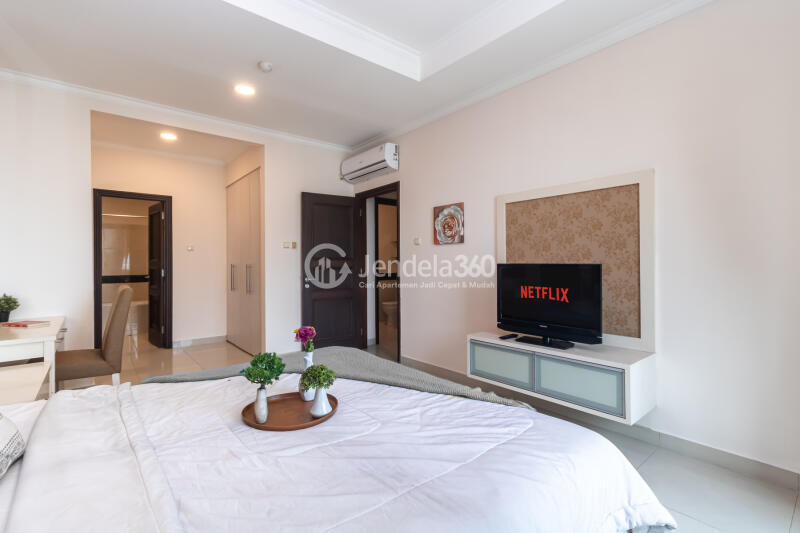 Bedroom 1 Peaceful 2BR Apartment at Belleza Apartment Tower Albergo