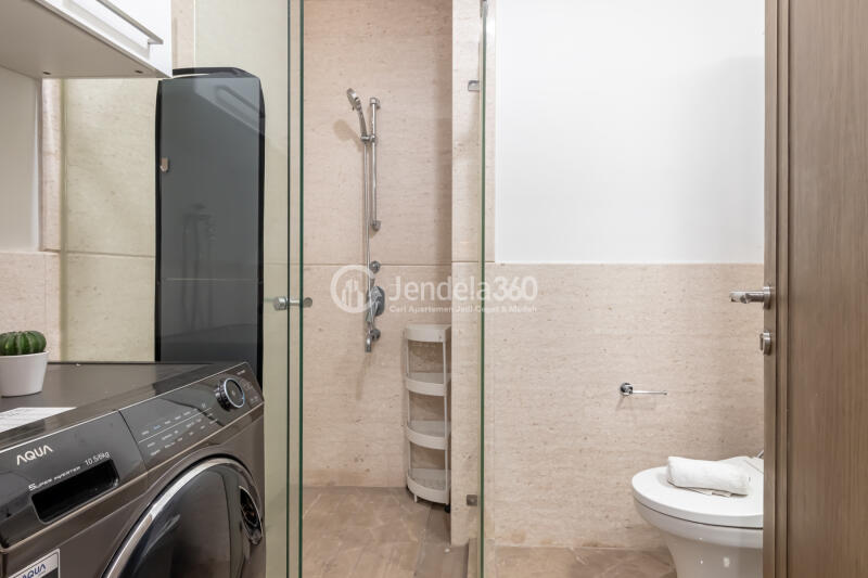 Bathroom Modern 1BR Apartment at Southgate Residence Middle Floor