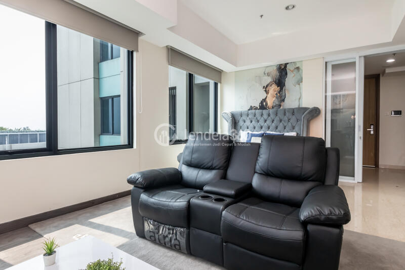 Bedroom Modern 1BR Apartment at Southgate Residence Middle Floor