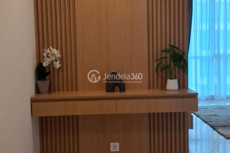 Living Room Cozy 3BR Apartment Middle Floor with City View at Setiabudi Sky Garden