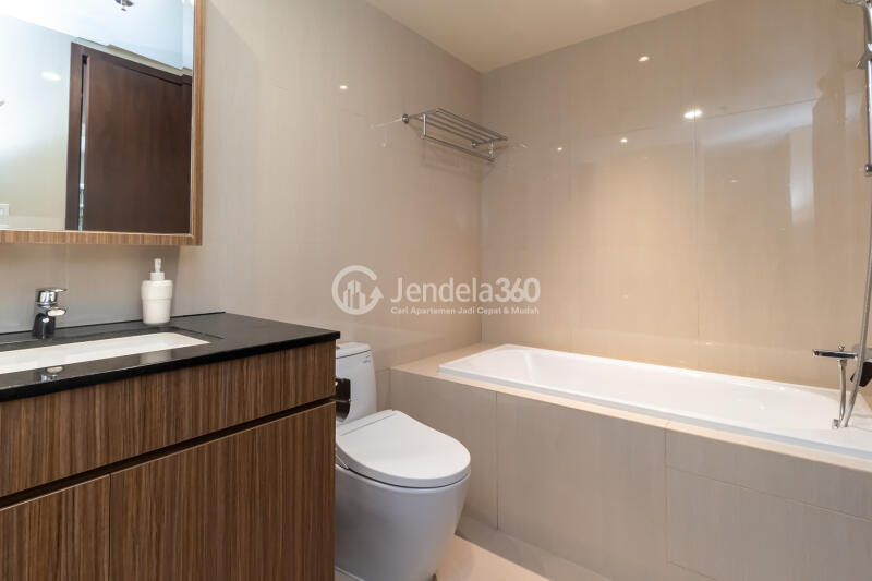 Bathroom Low Floor 3BR Apartment with  View at Branz Mega Kuningan Apartment