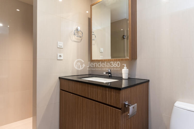 Bathroom Low Floor 3BR Apartment with  View at Branz Mega Kuningan Apartment