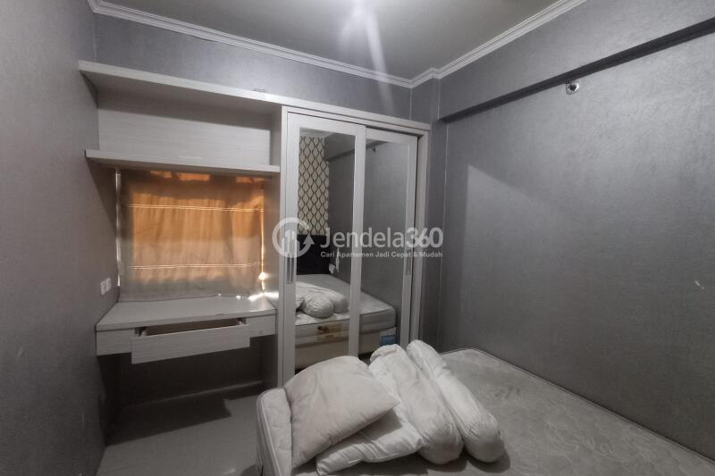 Bedroom 1BR Green Pramuka City Apartment at Low Floor