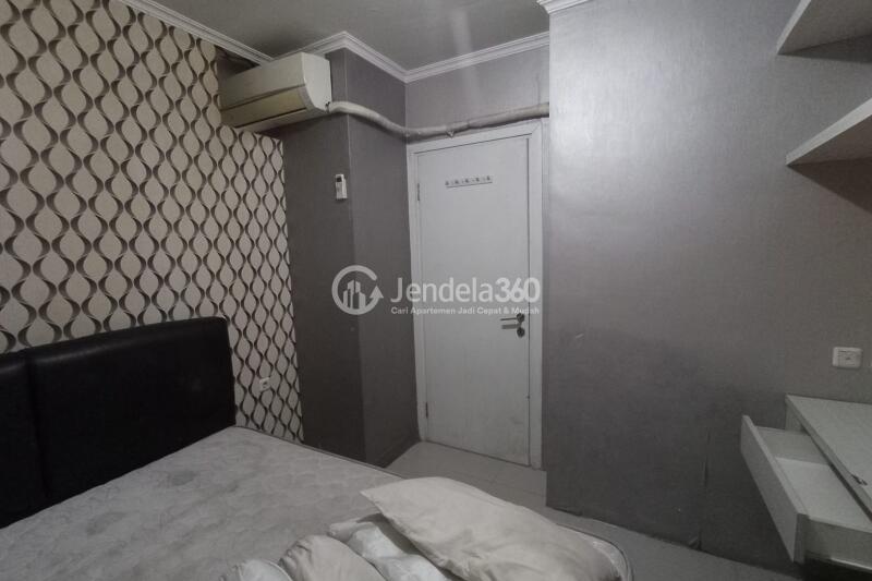 Bedroom 1BR Green Pramuka City Apartment at Low Floor