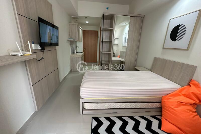 Bedroom Studio Apartment with City View at Evenciio Apartment