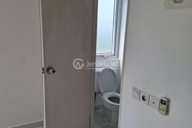 Bathroom Studio Aeropolis 2 Apartment at Tower AR2