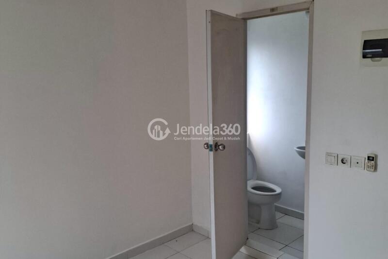 Bathroom Studio Aeropolis 2 Apartment at Tower AR2