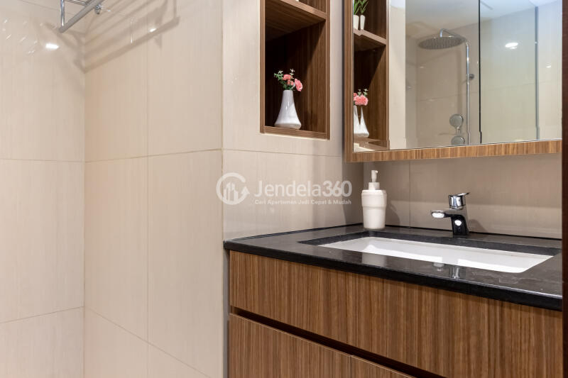 Bathroom Lovely Studio Apartment Low Floor with  View at Branz Mega Kuningan Apartment