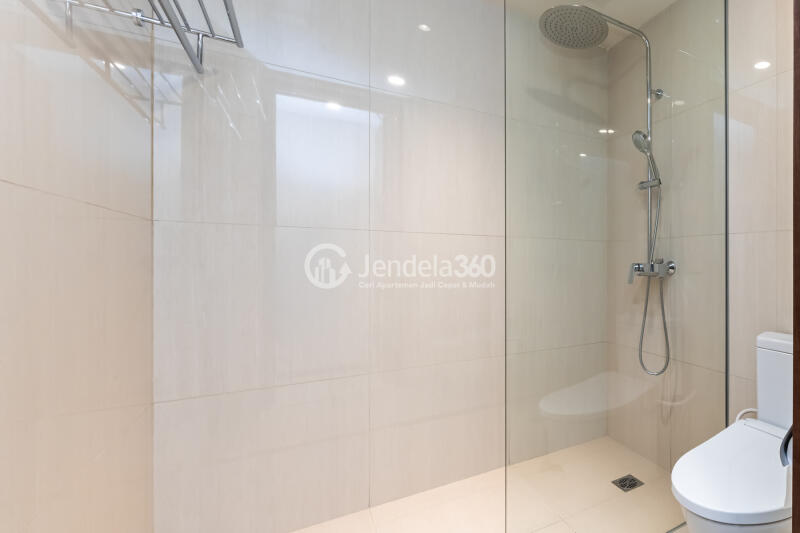 Bathroom Studio Branz Mega Kuningan Apartment at Tower Kita tower