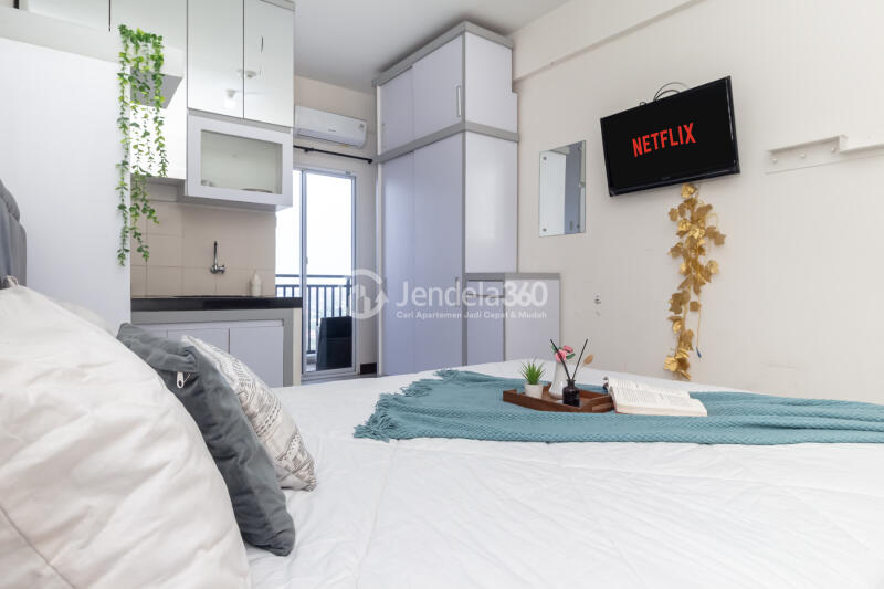Bedroom Studio Apartment with  View at Cinere Resort Apartment
