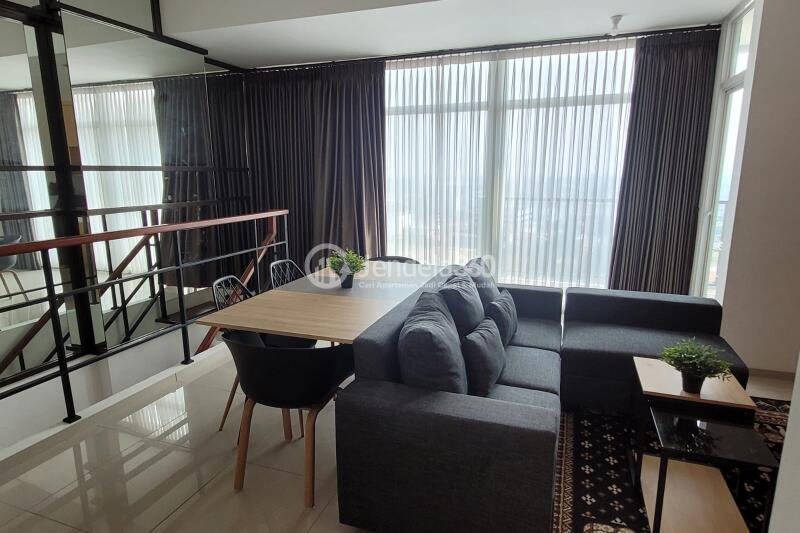 Living Room Low Floor 1BR Apartment with  View at Tree Park City