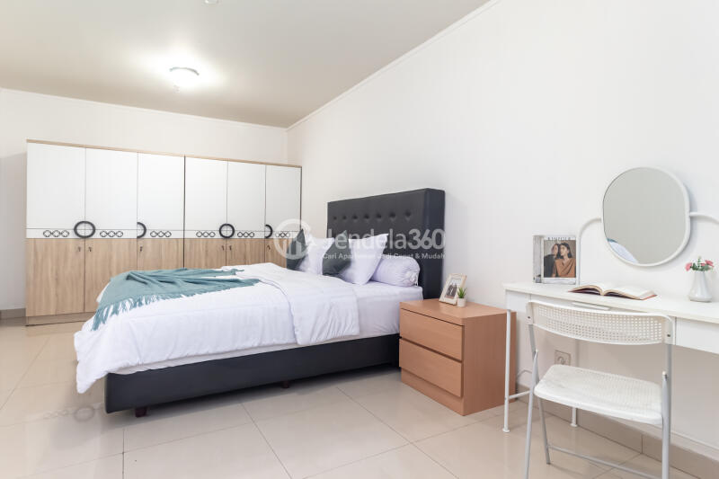 Bedroom 1 High Floor 3BR Apartment with City View at Sahid Sudirman Residence