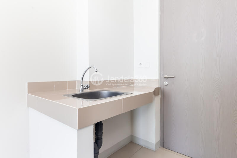 Kitchen Studio Vasanta Innopark Apartment at Tower Botan