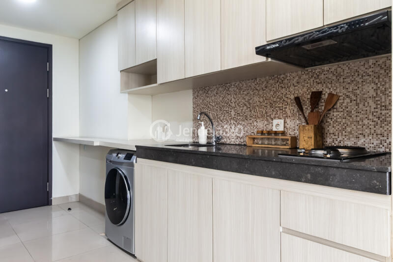 Kitchen Studio Apartment with  View at Orange County Lippo Cikarang