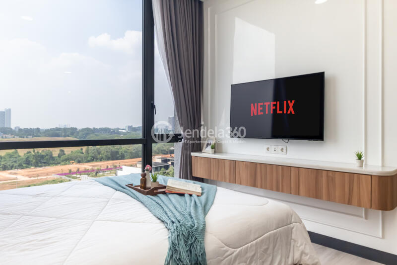 Bedroom 1 Low Floor 2BR Apartment with  View at Condominium Marigold Navapark Apartment