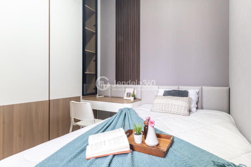 Bedroom 2 Low Floor 2BR Apartment with  View at Condominium Marigold Navapark Apartment
