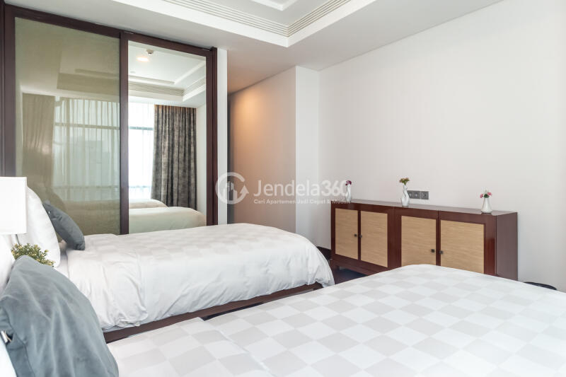 Bedroom 2 Simply Look 4BR Apartment Low Floor with City View at Shangri-La Residence