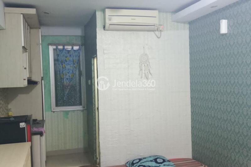 Bedroom Studio Apartment with  View at Delta Cakung Apartment