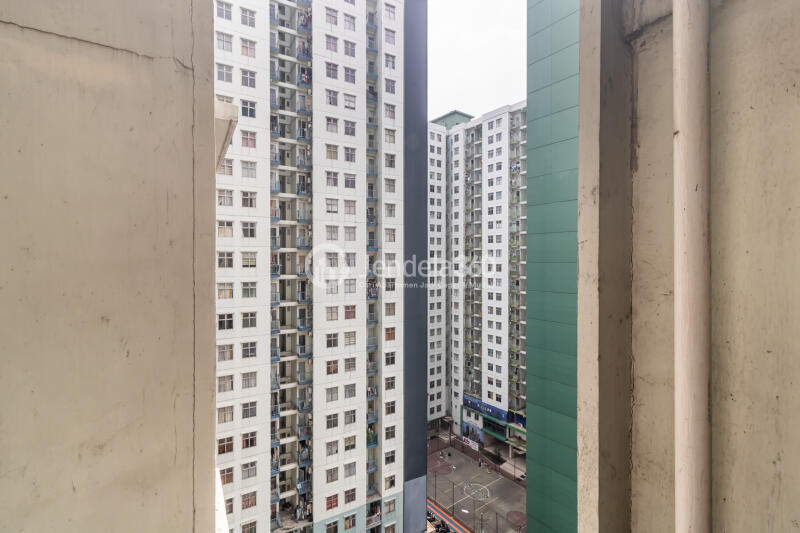 Balcony 2BR Apartment with  View at Pancoran Riverside Apartment