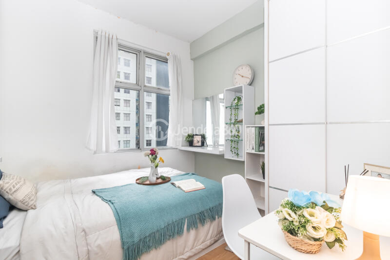 Bedroom 1 2BR Apartment with  View at Pancoran Riverside Apartment