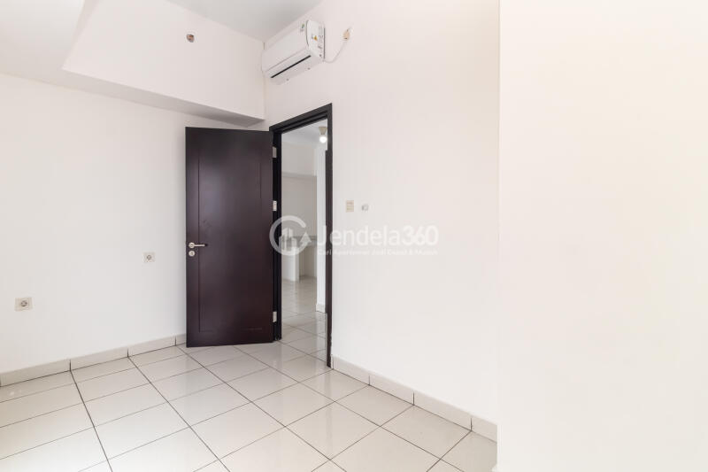 Bedroom 2 2BR Casa De Parco Apartment at Low Floor