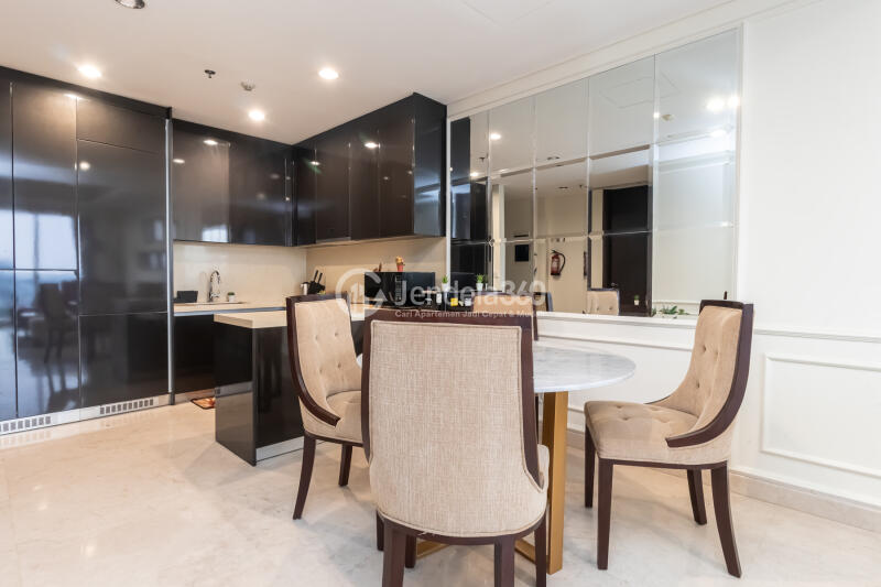 Dining Room Low Floor 1BR Apartment with  View at Pondok Indah Residence