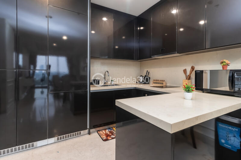 Kitchen Low Floor 1BR Apartment with  View at Pondok Indah Residence