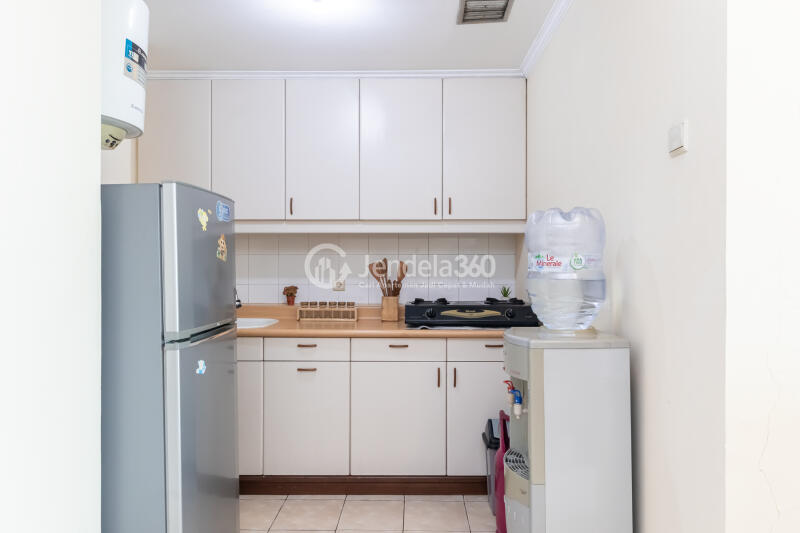 Kitchen Low Floor 1BR Apartment with  View at Puri Imperium Apartmentjl Kuningan Madya kav 5 GunturSetiabudi jaksel