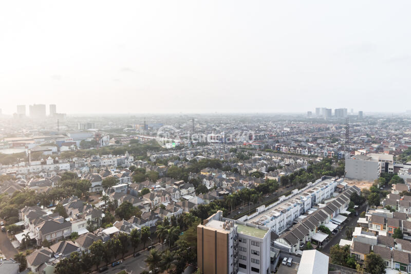Balcony Studio M Town Residence Serpong Apartment at Tower Bryant