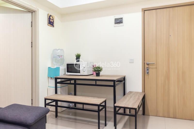 Dining Room Low Floor 2BR Apartment with  View at Meikarta Apartment