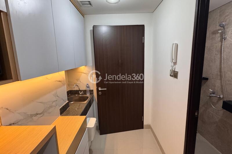 Kitchen Fancy Studio Apartment at Transpark Cibubur Apartment Low Floor