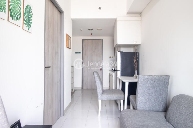 Living Room Simply Look 1BR Apartment at Akasa Pure Living Apartment Tower Kalyana