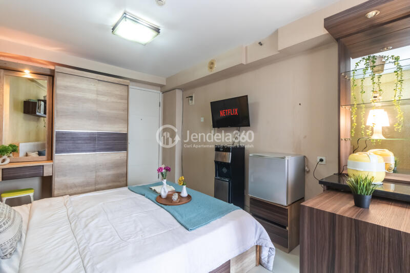 Bedroom Elegant Studio Apartment High Floor with  View at Bassura City Apartment