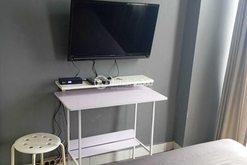 Bedroom Studio Easton Park Serpong Apartment at Tower Tower De Paris