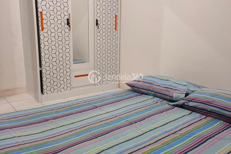 Bedroom 1 Middle Floor 2BR Apartment with  View at Podomoro Golf View Apartment